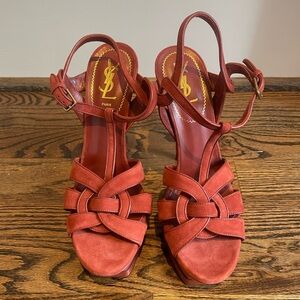 New! YSL Tribute heel in red suede. Size 39.